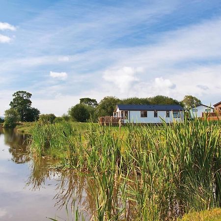 Wigmore Lakes Lodges Cardeston Екстериор снимка